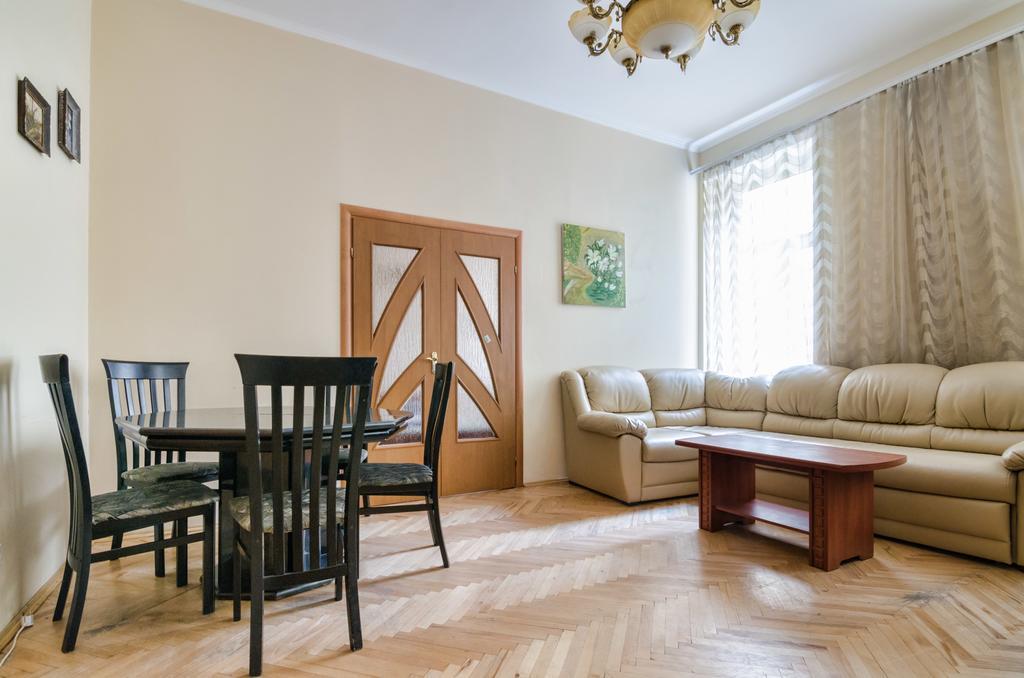 Leogrand Apartments Teodora 3 Liov Exterior foto