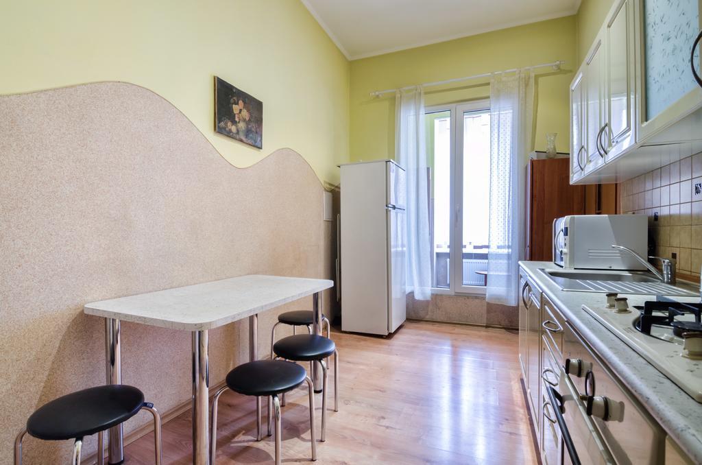 Leogrand Apartments Teodora 3 Liov Exterior foto